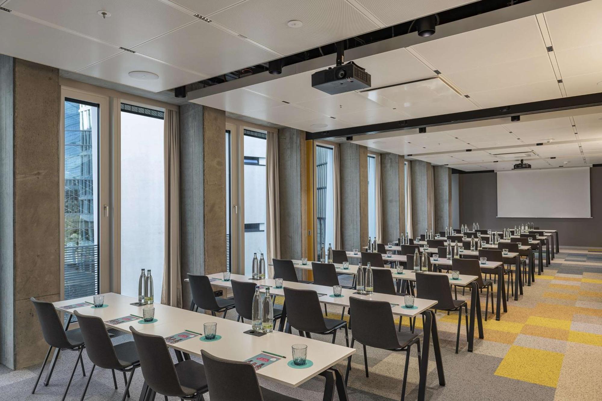 nhow Frankfurt Frankfurt nad Menem Zewnętrze zdjęcie